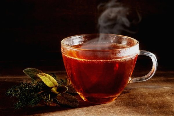 Oolong- und Weißer Tee